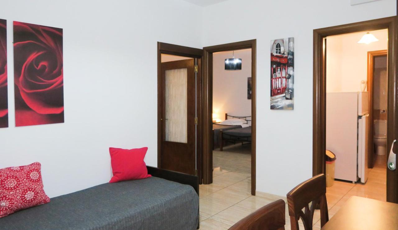 Kallisti Apartments スキアトスタウン エクステリア 写真