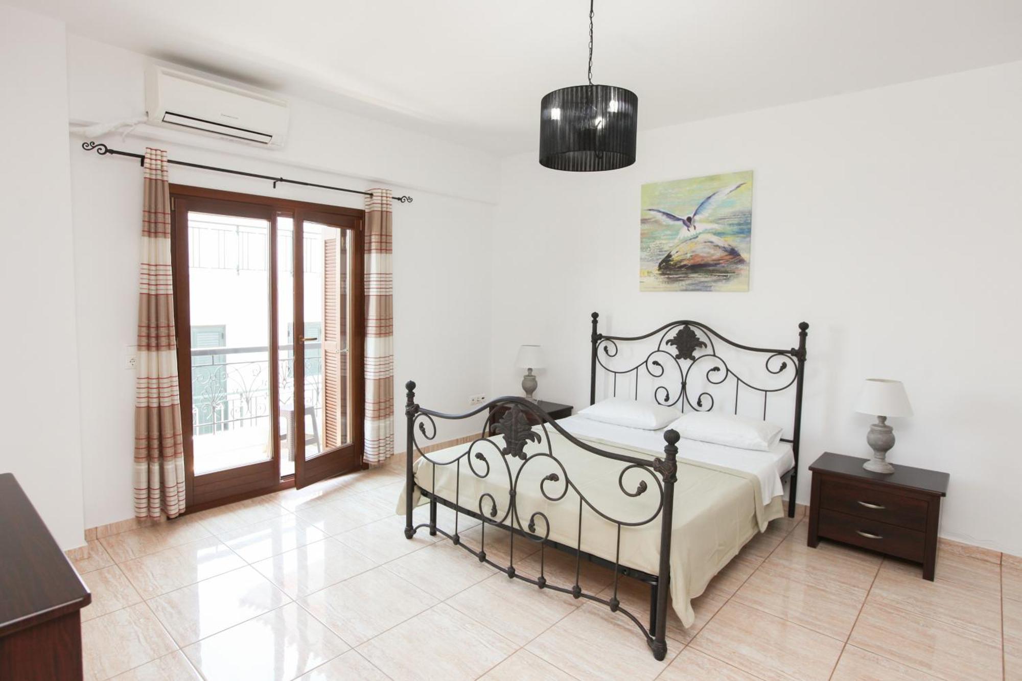 Kallisti Apartments スキアトスタウン 部屋 写真